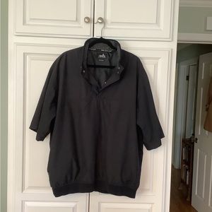 Ashworth men’s short sleeve, quarter snap opening, black golf jacket